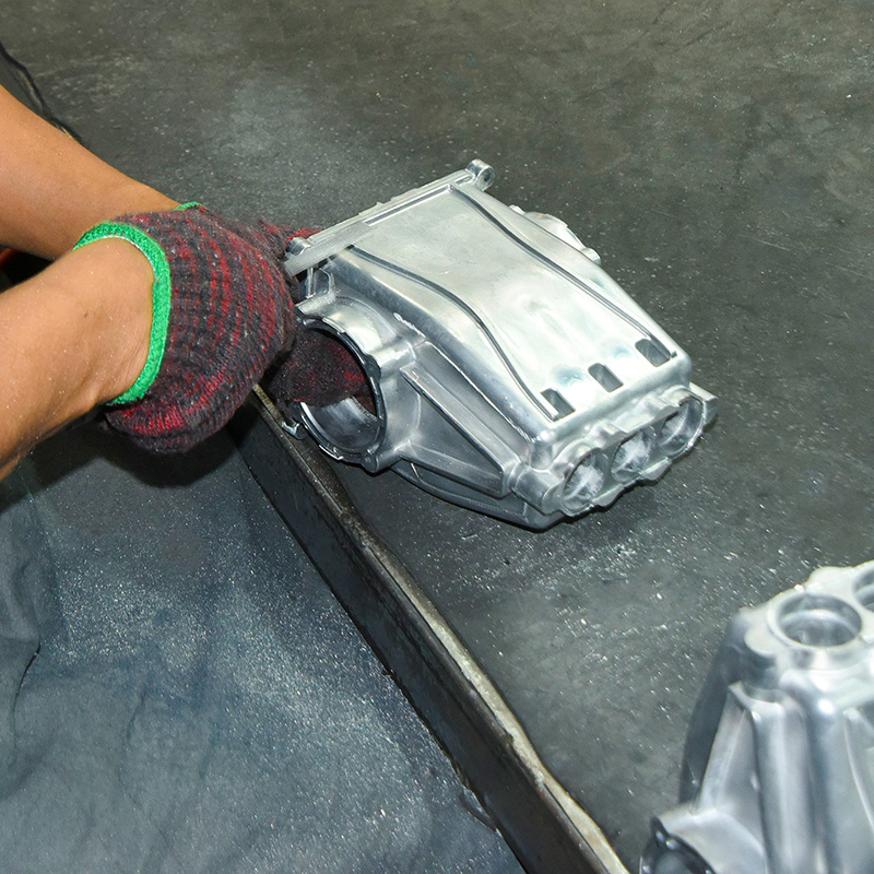 Lavorazione stampi in leghe di magnesio-alluminio